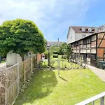 Apartment Liva Zentrum - 4 Mit Kueche Und Wlan - Naehe Hauptbahnhof - Ideal Fuer Familien & Monteure