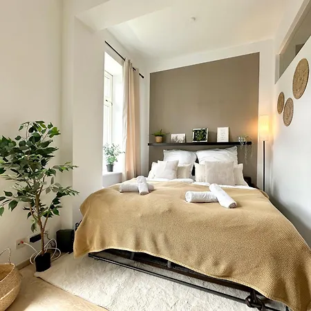 Gemütliches Im Zentrum - Nähe Bahnhof - Wlan - Smart-tv