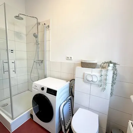 Apartamento Liva Zentrum - 4 Mit Kueche Und Wlan - Naehe Hauptbahnhof - Ideal Fuer Familien & Monteure Schwerin (Mecklenburg-Vorpommern)