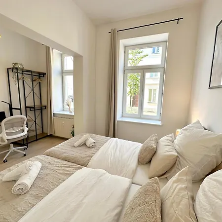Liva Zentrum - 4 Mit Kueche Und Wlan - Naehe Hauptbahnhof - Ideal Fuer Familien & Monteure Lejlighed