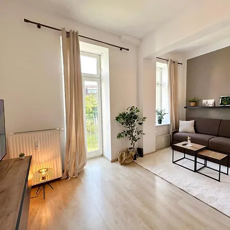 Apartment Gemütliches Im Zentrum - Nähe Bahnhof - Wlan - Smart-tv