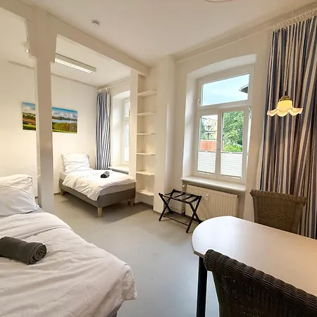 Gemütliches Im Zentrum - Nähe Bahnhof - Wlan - Smart-tv *