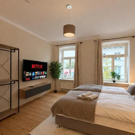 Gemütliches Im Zentrum - Nähe Bahnhof - Wlan - Smart-tv Apartamento *