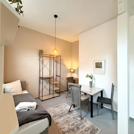Appartement Liva Zentrum - 4 Mit Kueche Und Wlan - Naehe Hauptbahnhof - Ideal Fuer Familien & Monteure
