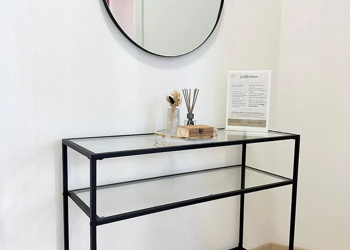 Liva Zentrum - 4 Mit Kueche Und Wlan - Naehe Hauptbahnhof - Ideal Fuer Familien & Monteure Daire *