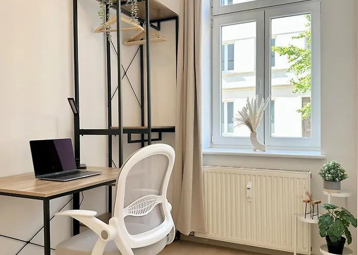 Liva Zentrum - 4 Mit Kueche Und Wlan - Naehe Hauptbahnhof - Ideal Fuer Familien & Monteure *