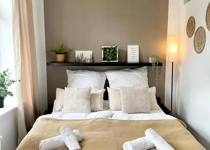 Liva Zentrum - 4 Mit Kueche Und Wlan - Naehe Hauptbahnhof - Ideal Fuer Familien & Monteure * Schwerin (Mecklenburg-Vorpommern)