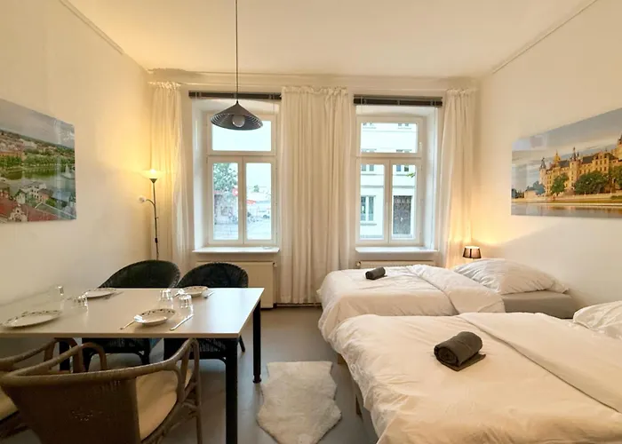 Daire Liva Zentrum - 4 Mit Kueche Und Wlan - Naehe Hauptbahnhof - Ideal Fuer Familien & Monteure Schwerin (Mecklenburg-Vorpommern)