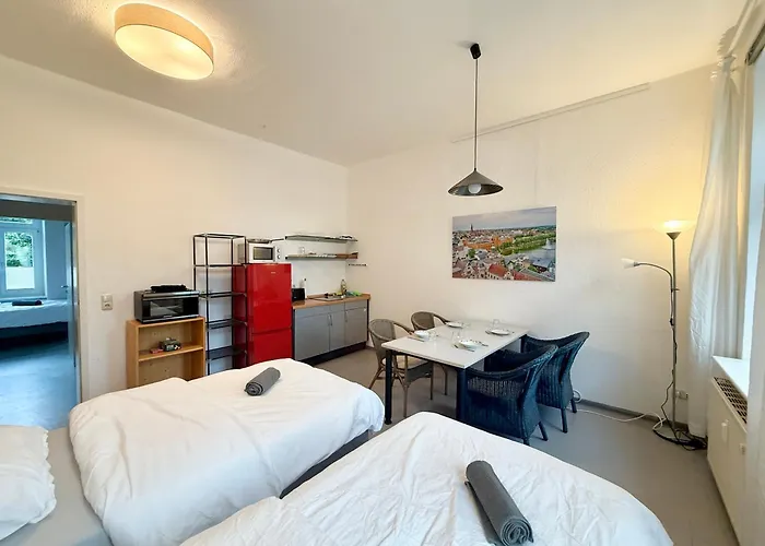 Liva Zentrum - 4 Mit Kueche Und Wlan - Naehe Hauptbahnhof - Ideal Fuer Familien & Monteure * Schwerin (Mecklenburg-Vorpommern)