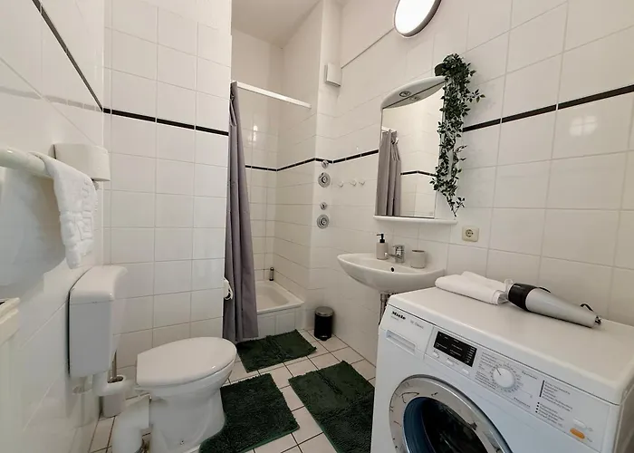 Daire Liva Zentrum - 4 Mit Kueche Und Wlan - Naehe Hauptbahnhof - Ideal Fuer Familien & Monteure Schwerin (Mecklenburg-Vorpommern)