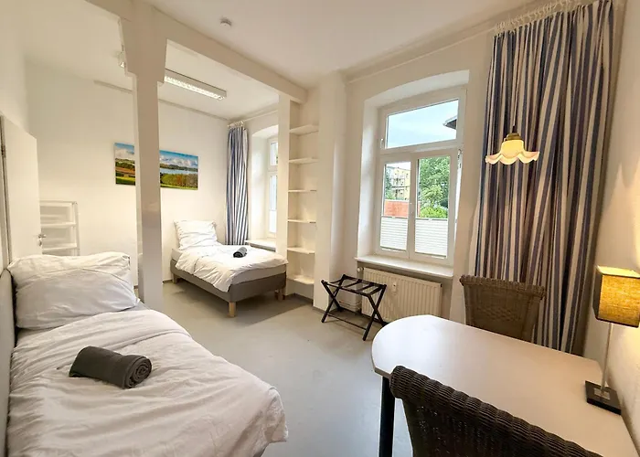 Liva Zentrum - 4 Mit Kueche Und Wlan - Naehe Hauptbahnhof - Ideal Fuer Familien & Monteure *