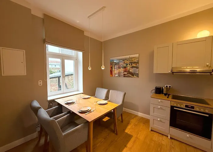 Liva Zentrum - 4 Mit Kueche Und Wlan - Naehe Hauptbahnhof - Ideal Fuer Familien & Monteure *