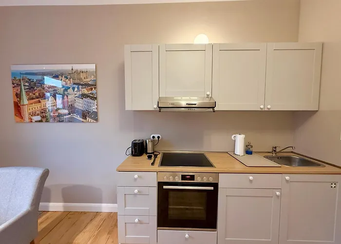 Daire Liva Zentrum - 4 Mit Kueche Und Wlan - Naehe Hauptbahnhof - Ideal Fuer Familien & Monteure