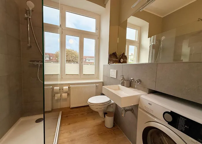 Liva Zentrum - 4 Mit Kueche Und Wlan - Naehe Hauptbahnhof - Ideal Fuer Familien & Monteure *