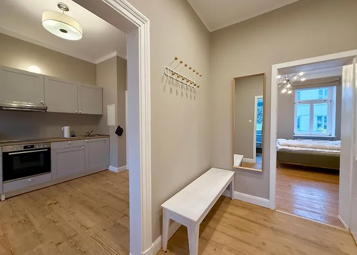 Liva Zentrum - 4 Mit Kueche Und Wlan - Naehe Hauptbahnhof - Ideal Fuer Familien & Monteure Daire *