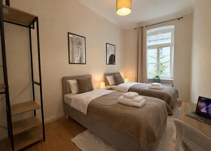 Liva Zentrum - 4 Mit Kueche Und Wlan - Naehe Hauptbahnhof - Ideal Fuer Familien & Monteure * Schwerin (Mecklenburg-Vorpommern)