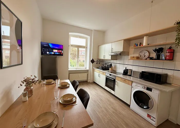 Liva Zentrum - 4 Mit Kueche Und Wlan - Naehe Hauptbahnhof - Ideal Fuer Familien & Monteure * Schwerin (Mecklenburg-Vorpommern)