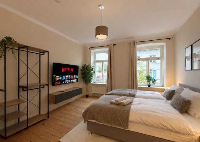 Liva Zentrum - 4 Mit Kueche Und Wlan - Naehe Hauptbahnhof - Ideal Fuer Familien & Monteure Daire *